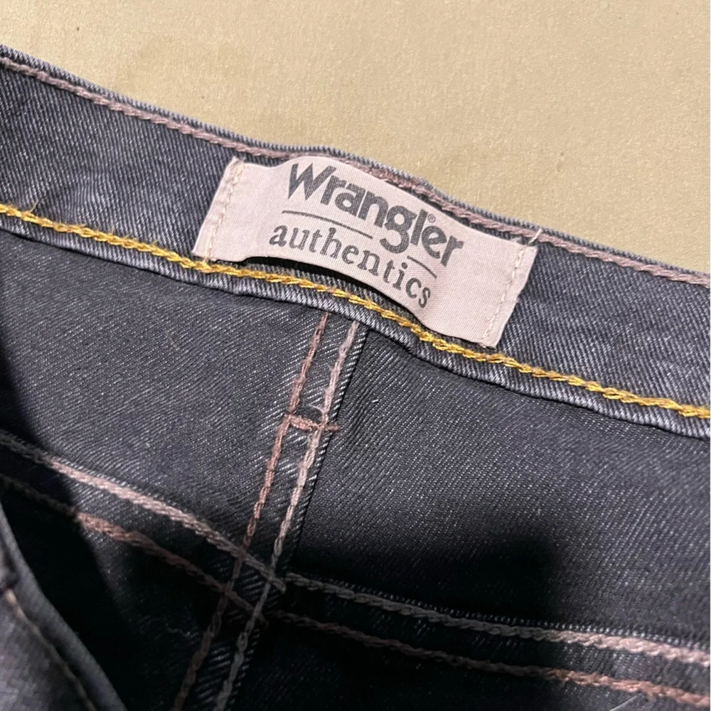 Wrangler Men's Black Jeans - Picture 4 of 4